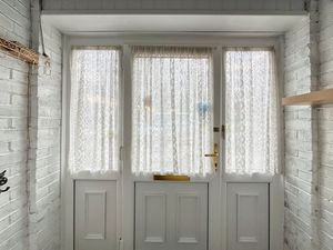 Photo 19- click for photo gallery